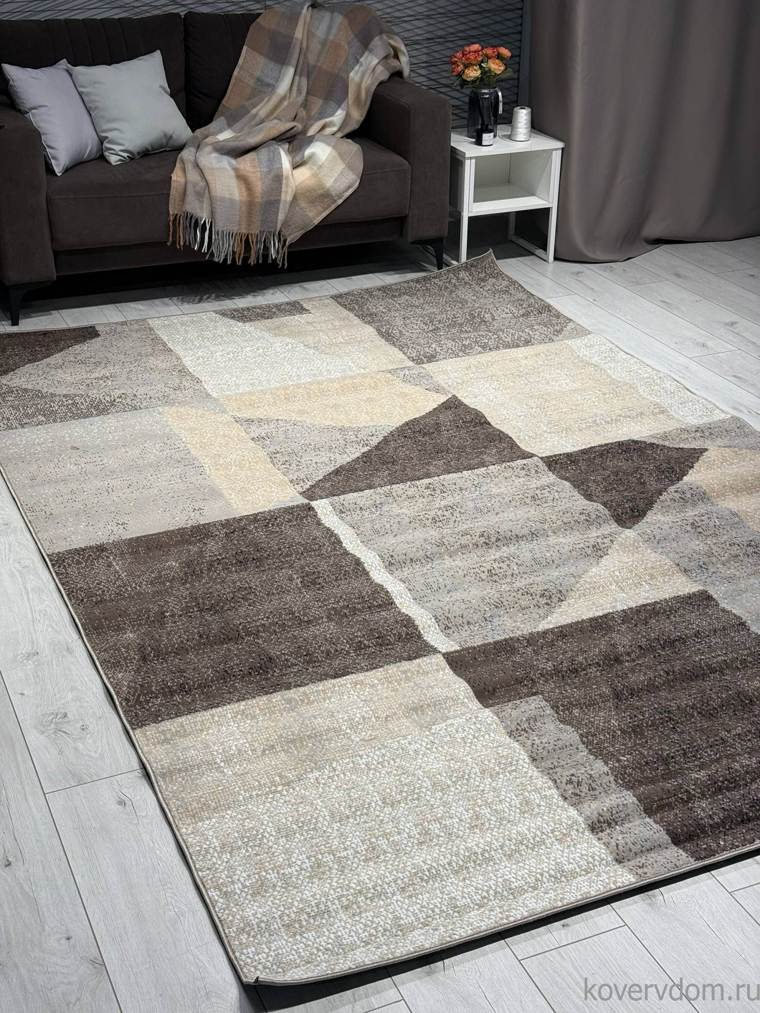 Ковер PRAGA 06052A BROWN / TOZ GRI