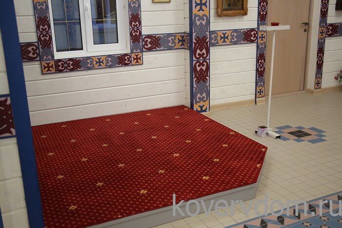 Полушерстяное ковровое покрытие с укладкой в храм