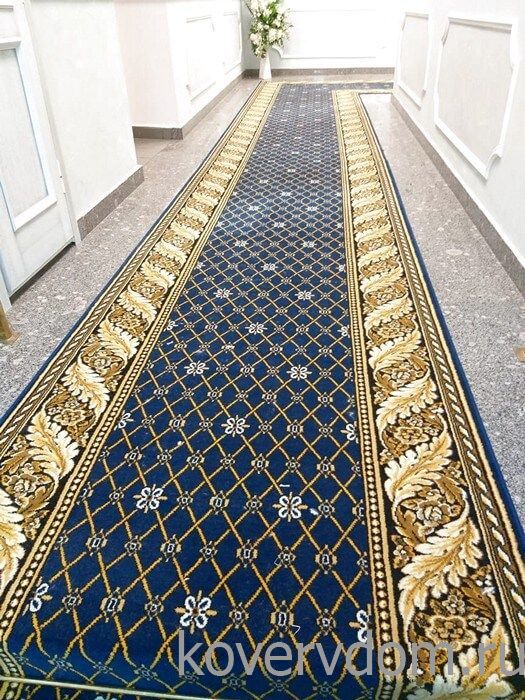 Полушерстяная ковровая дорожка KONSUL blue с укладкой на лестницу
