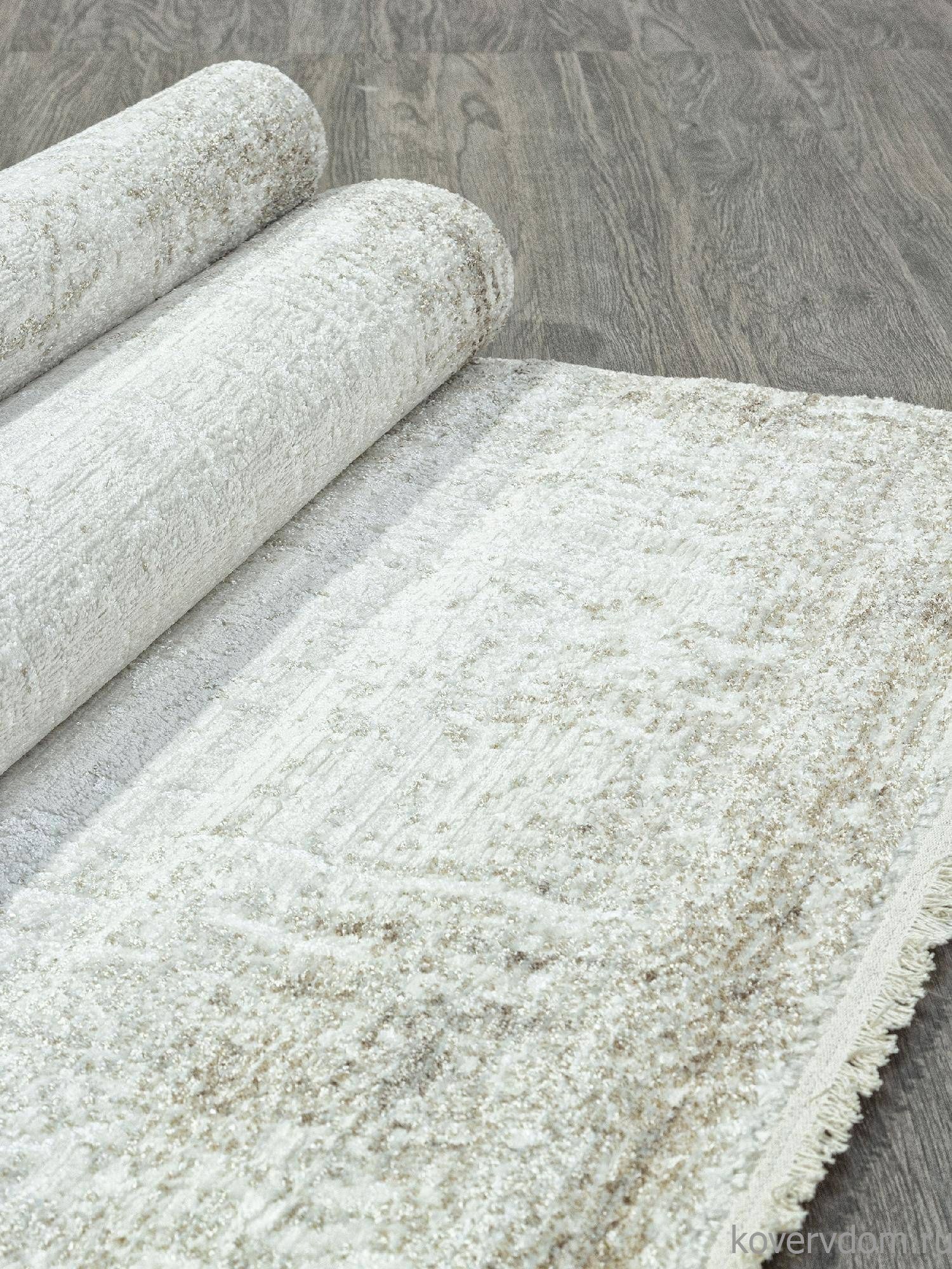 Ковер RUBI-A 26761A CREAM / CREAM