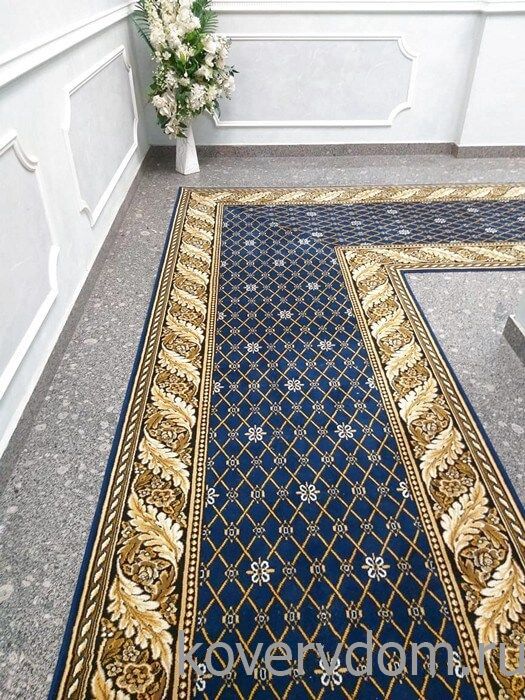 Полушерстяная ковровая дорожка KONSUL blue с укладкой на лестницу